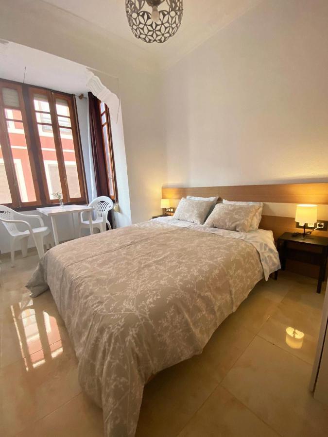 Valencia Cerca Al Puerto Shared Apartment Exterior photo