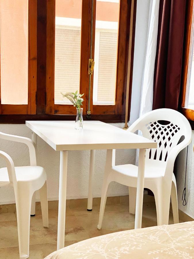 Valencia Cerca Al Puerto Shared Apartment Exterior photo